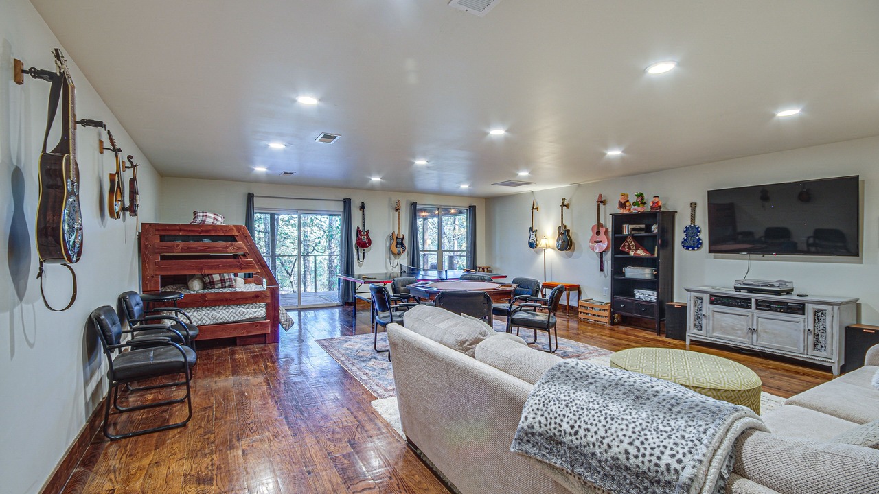 Photo of Bedroom in Tougaloo