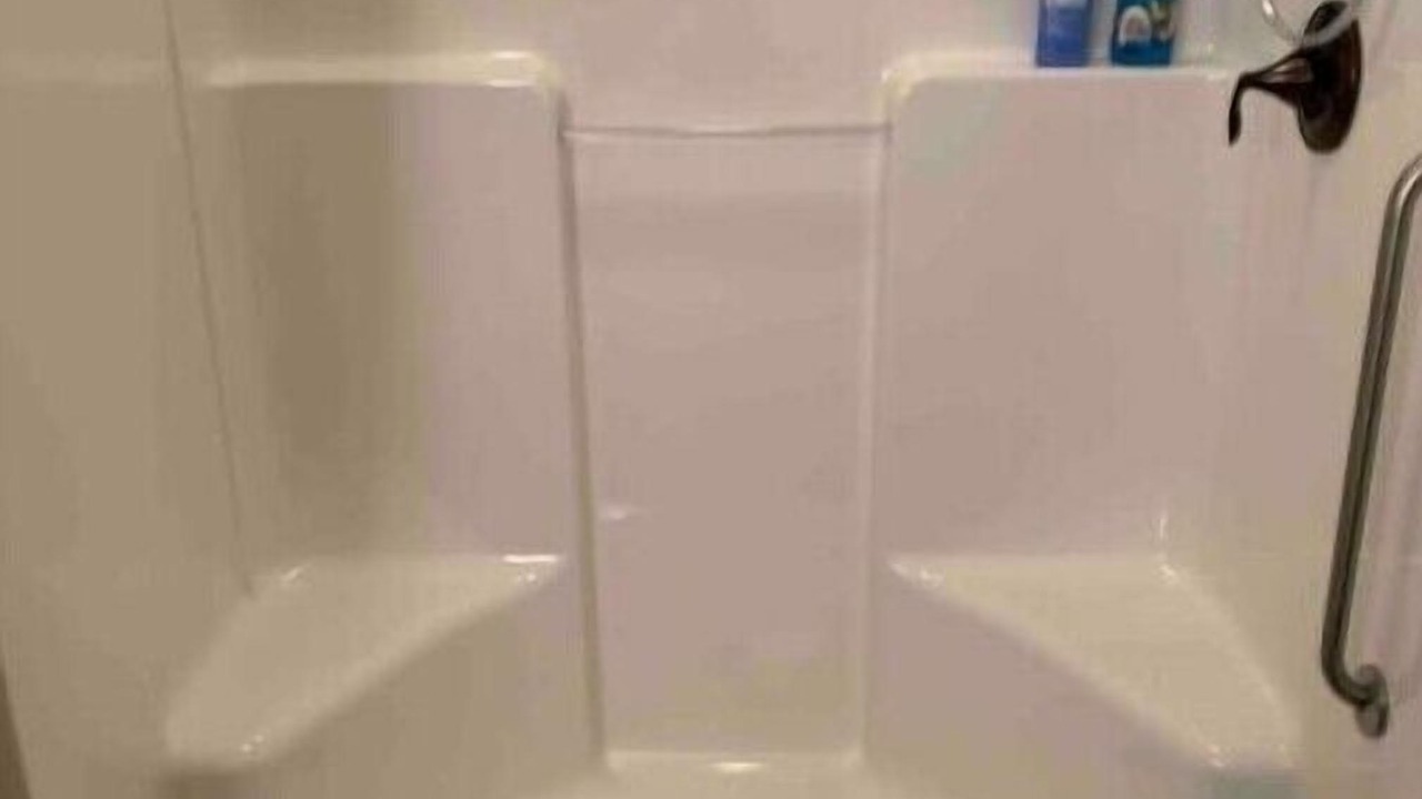 Photo of Bathroom in Willowick