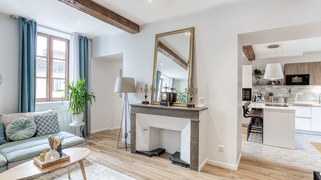 Photo of Livingroom in Trevoux