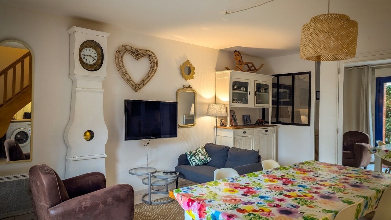 Photo of Livingroom in Montmartin-sur-Mer