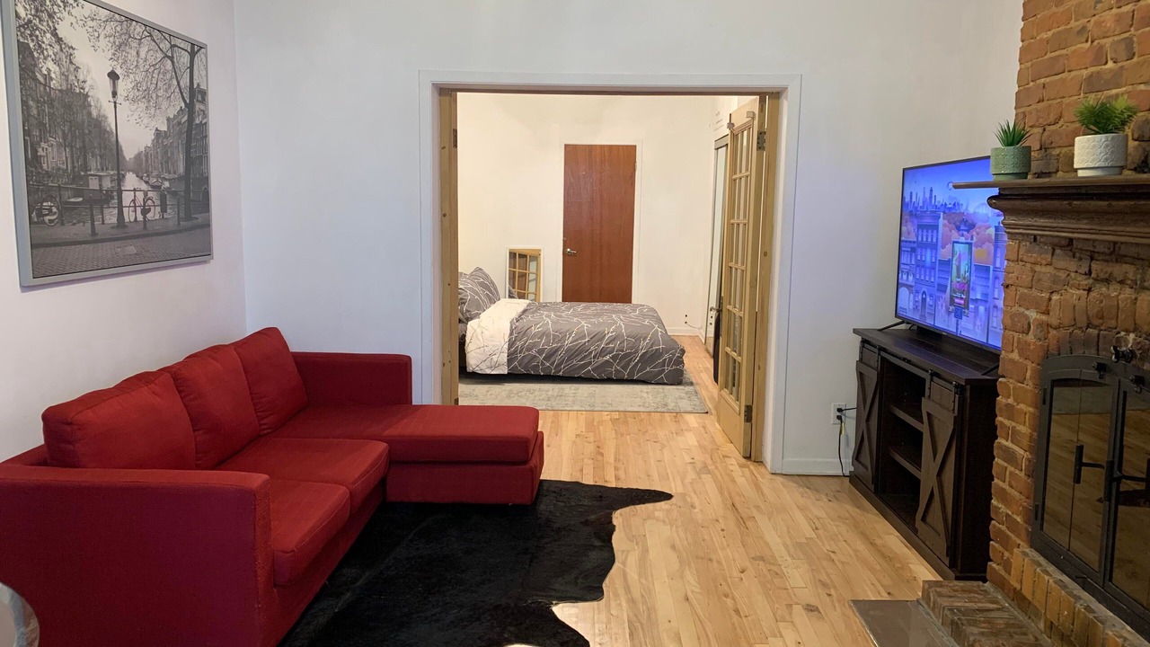 Photo of Bedroom in Quartier des Spectacles