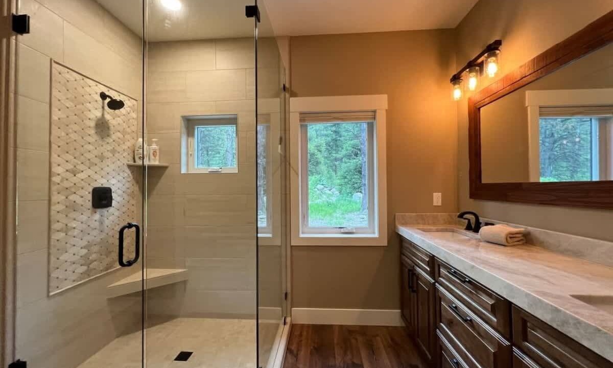 Photo of Bathroom in Lakeside