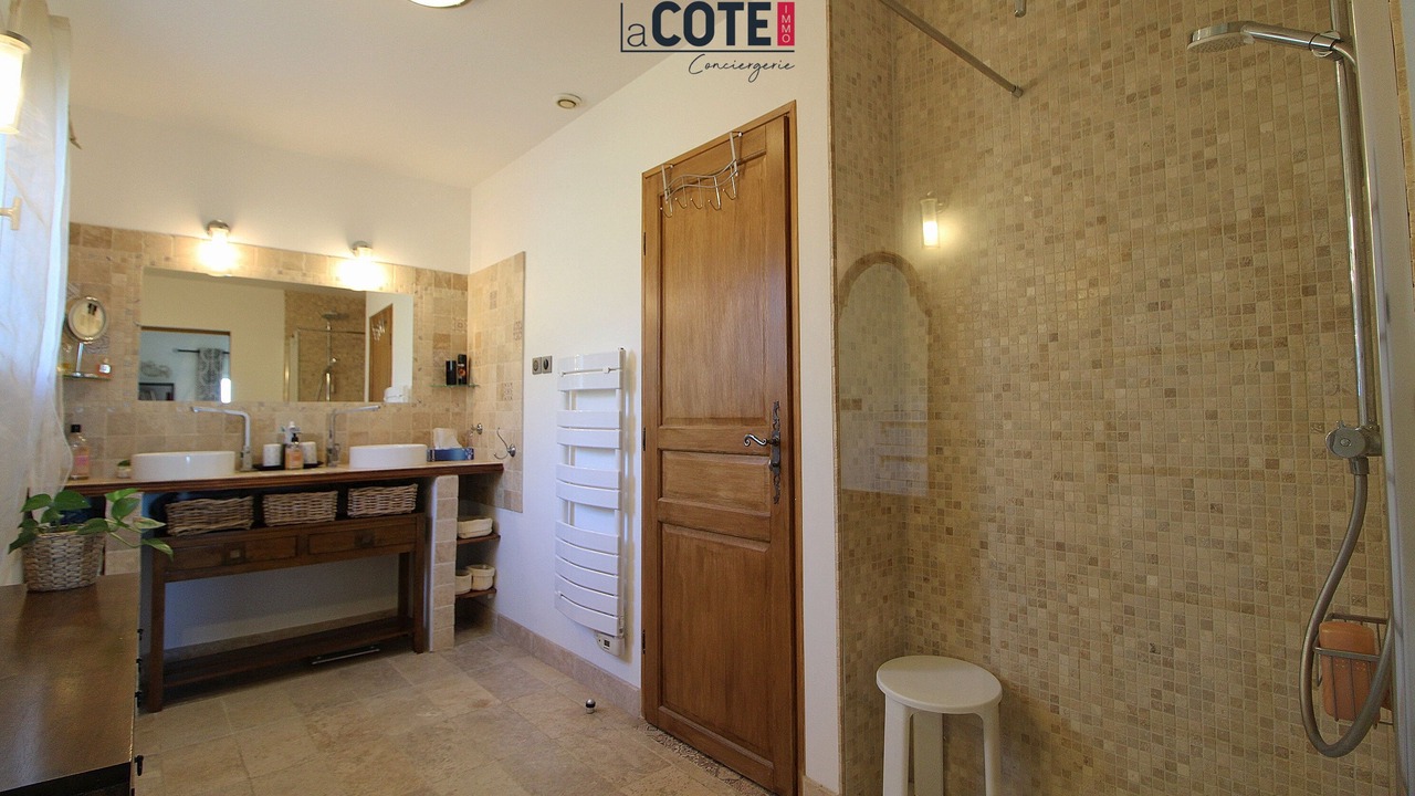 Photo of Bathroom in Sausset-les-Pins