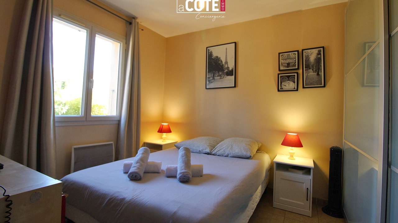 Photo of Bedroom in Sausset-les-Pins