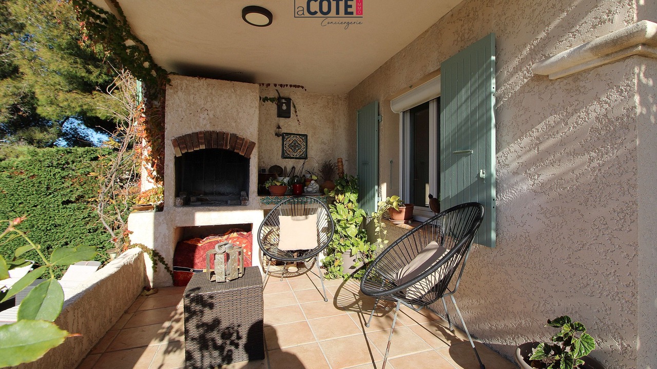 Photo of Patio Balcony in Sausset-les-Pins