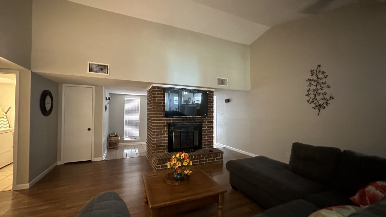 Photo of Livingroom in Denton