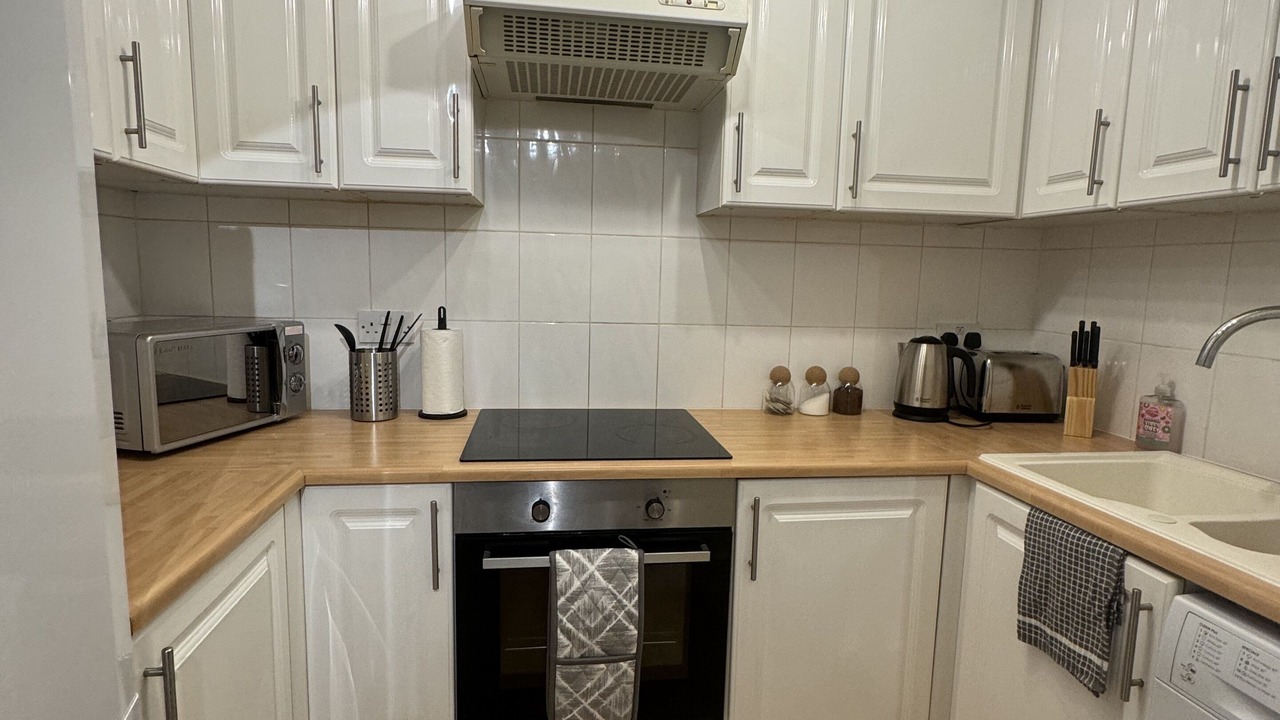 Photo of Kitchen in Alperton