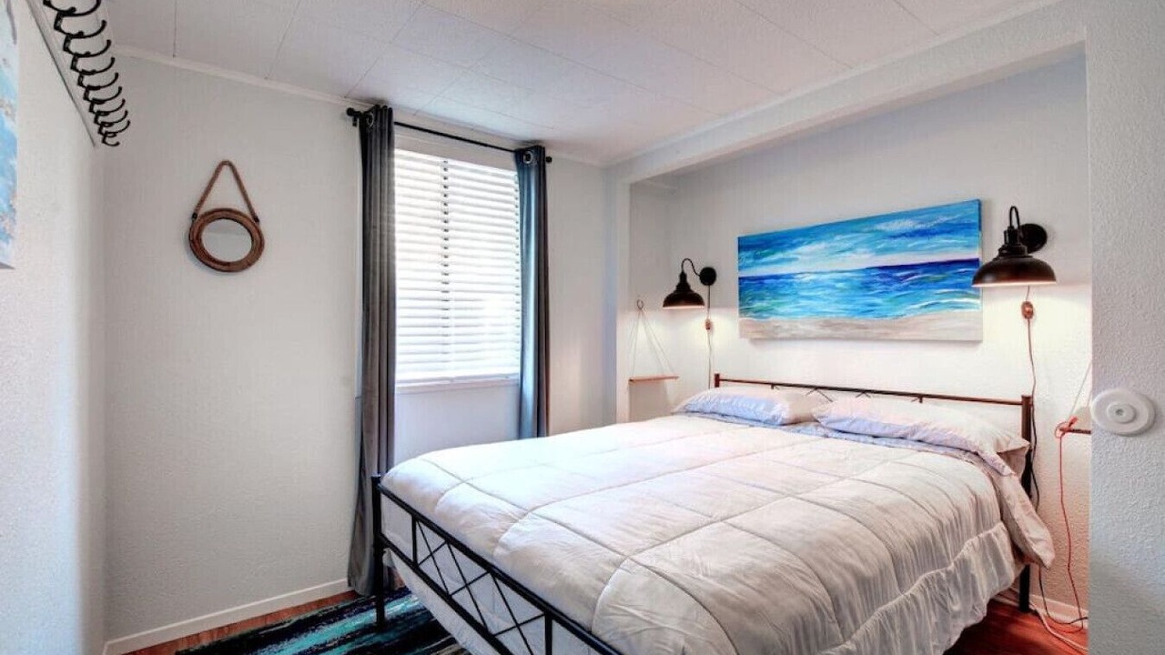 Photo of Bedroom in Port Orford