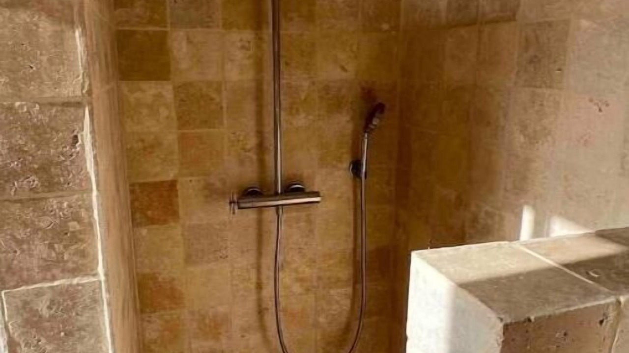 Photo of Bathroom in Amponville