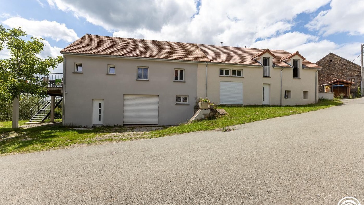 Photo of Outdoor in Saint-Georges-de-Mons