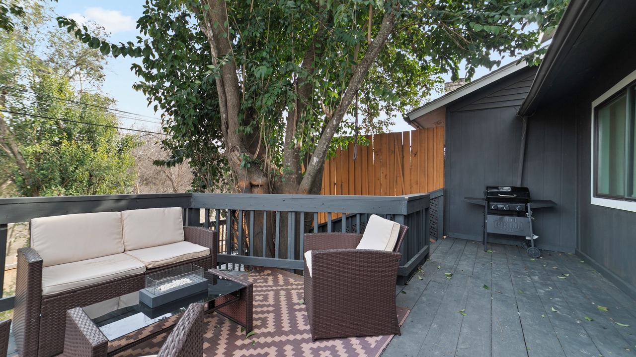 Photo of Patio Balcony in Pleasant Valley