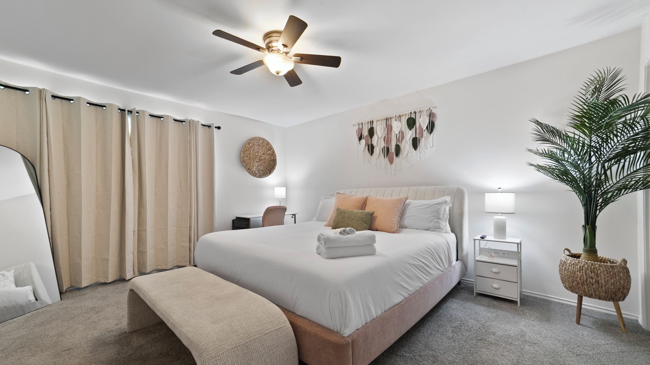Photo of Bedroom in Pleasant Valley