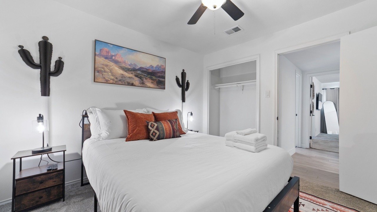 Photo of Bedroom in Pleasant Valley