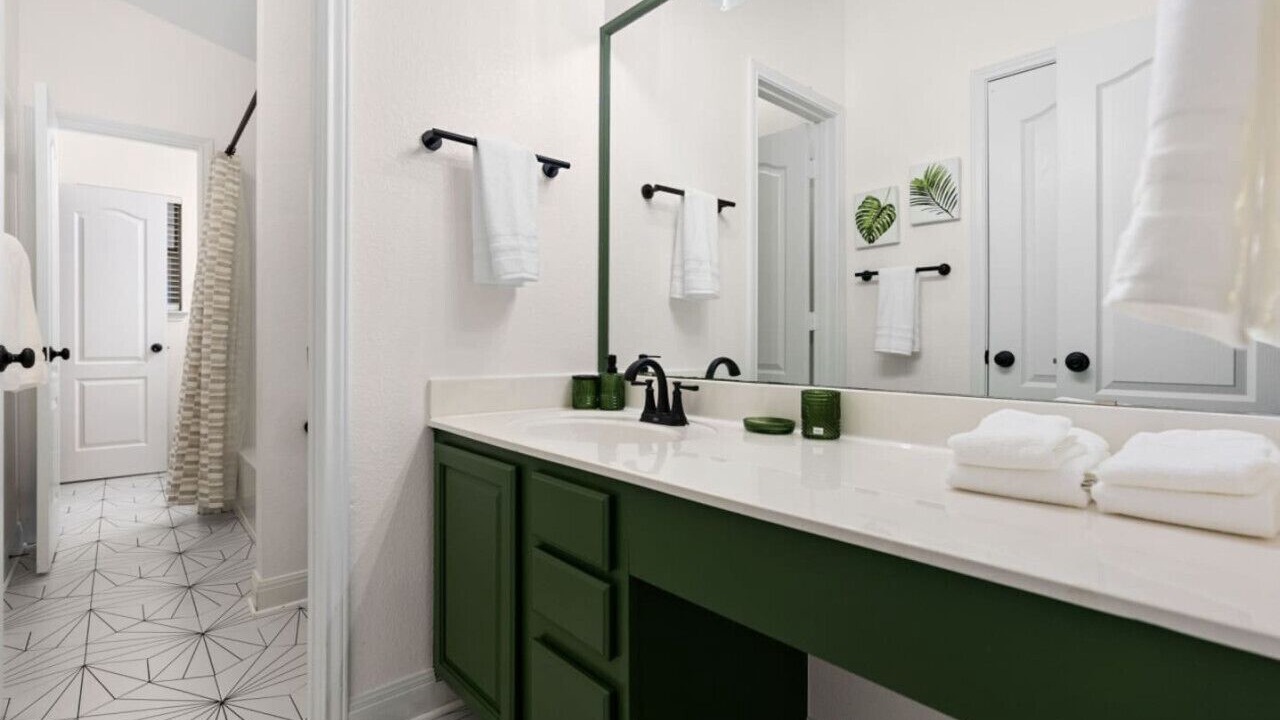 Photo of Bathroom in Morningside Meadows