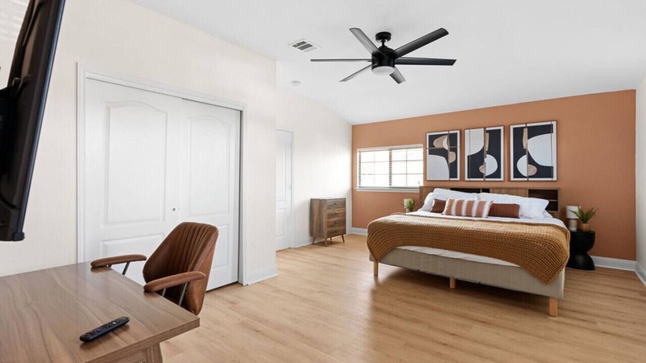 Photo of Livingroom in Morningside Meadows