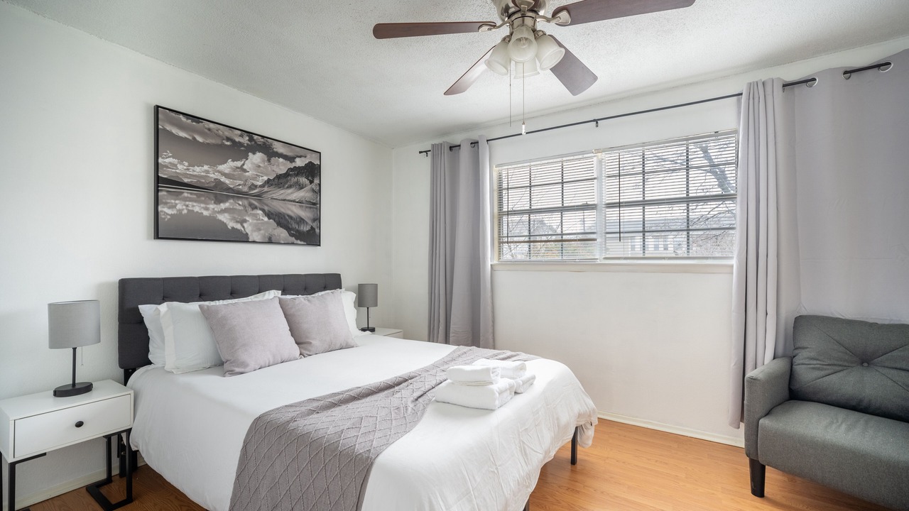 Photo of Bedroom in East Riverside - Oltorf