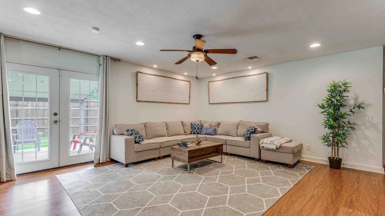 Photo of Livingroom in Plano