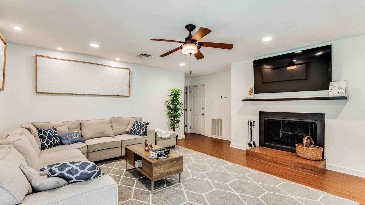 Photo of Livingroom in Plano