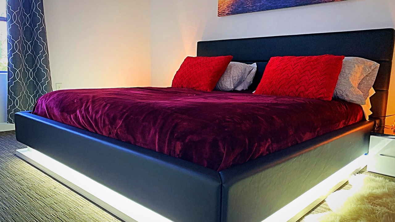 Photo of Bedroom in Evans Churchill