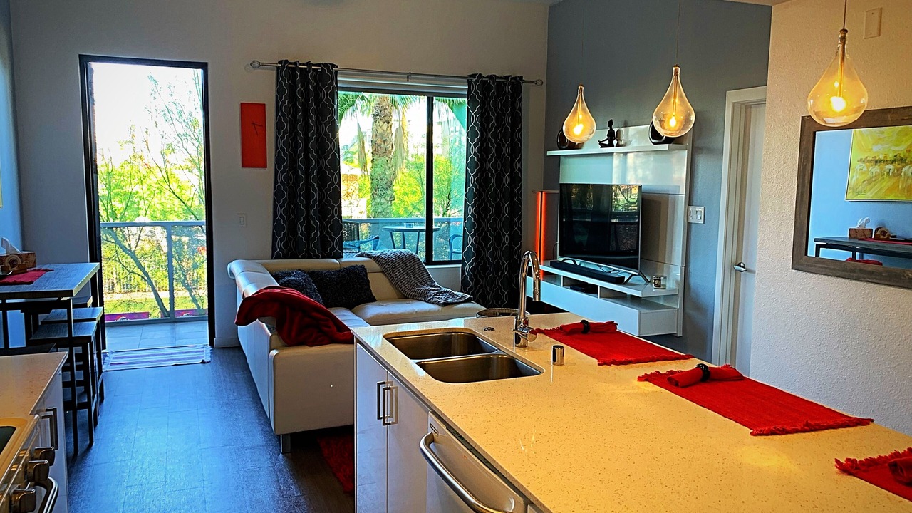 Photo of Livingroom in Evans Churchill