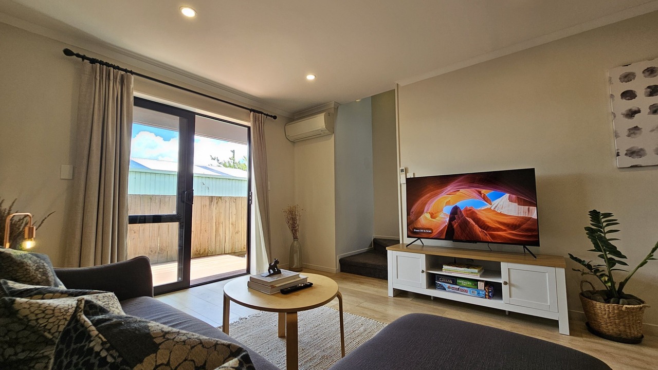 Photo of Livingroom in Hamilton