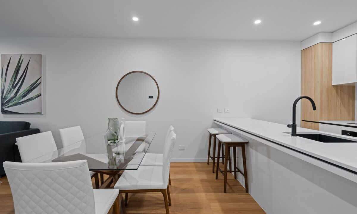 Photo of Others in Surfers Paradise