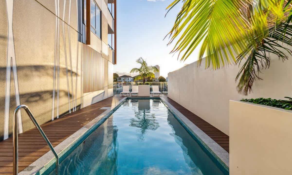 Photo of Others in Surfers Paradise