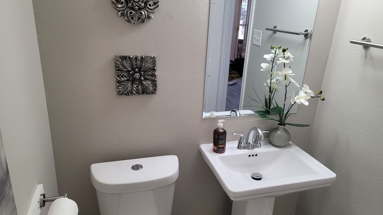 Photo of Bathroom in Spring
