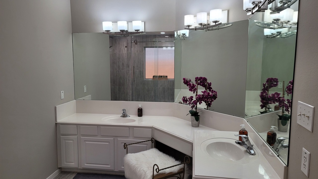 Photo of Bathroom in Spring