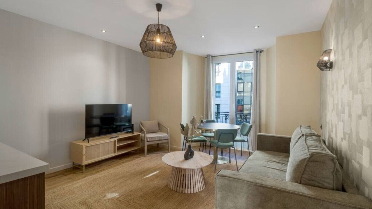 Photo of Livingroom in Charonne
