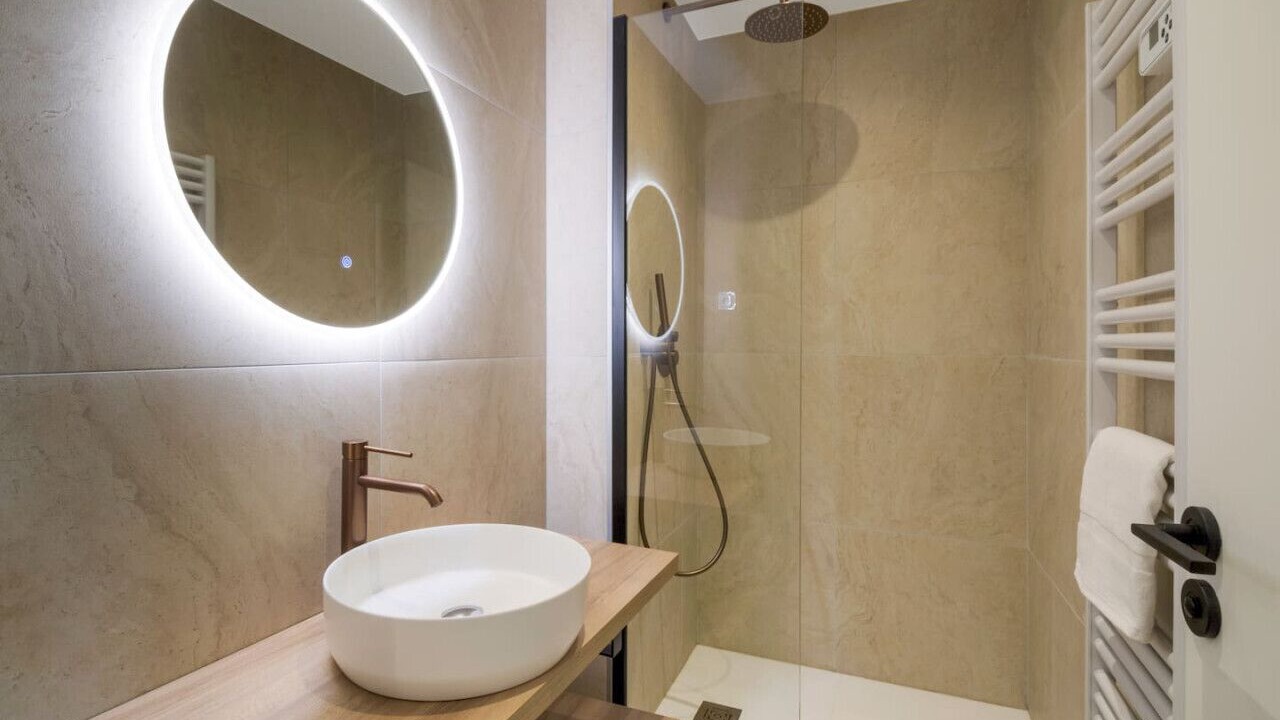 Photo of Bathroom in Charonne