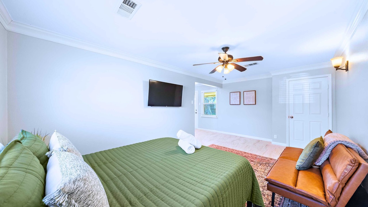 Photo of Bedroom in Pasadena