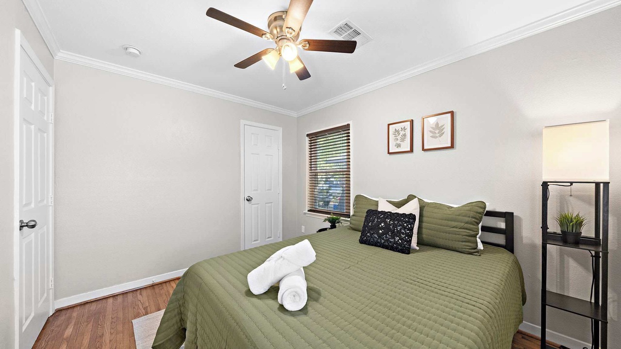 Photo of Bedroom in Pasadena