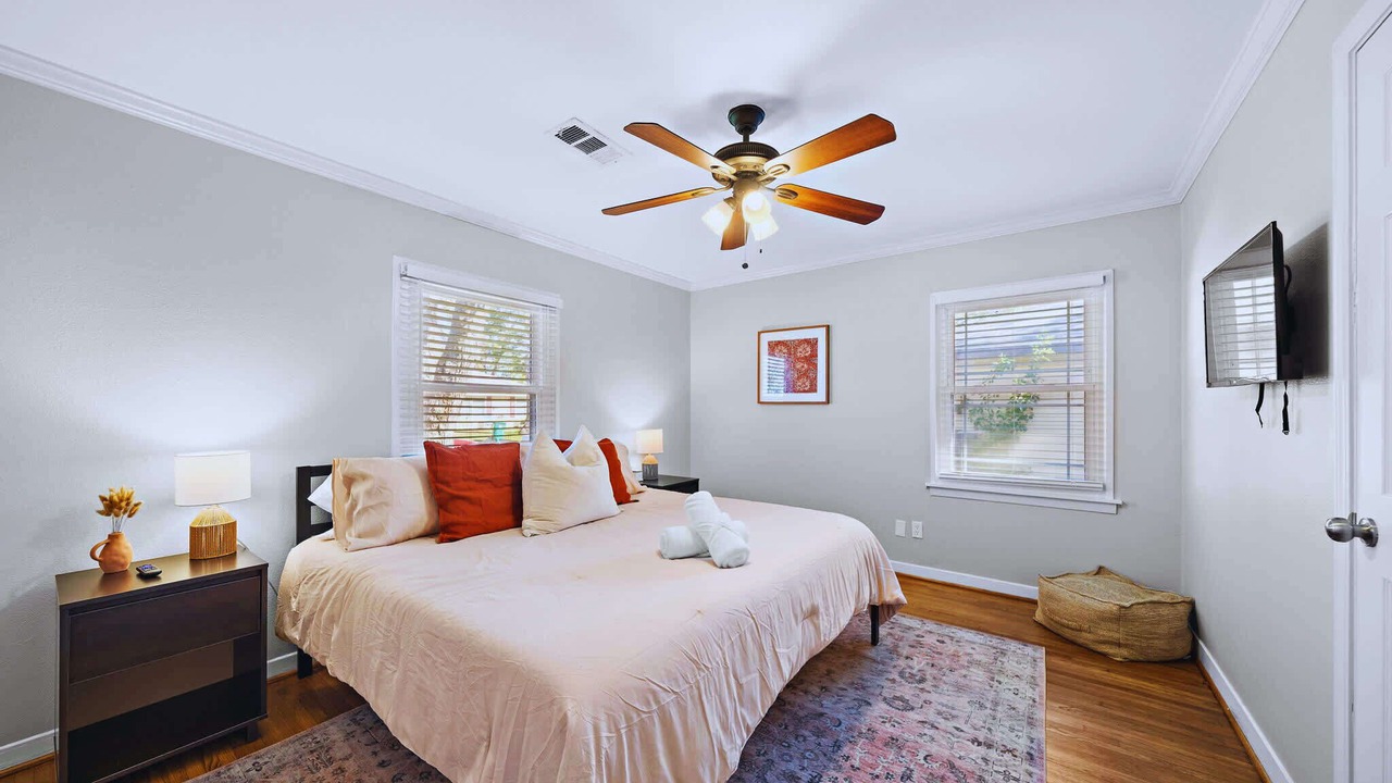Photo of Bedroom in Pasadena