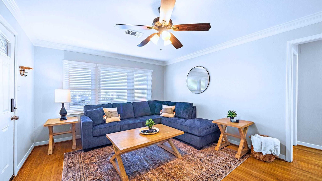 Photo of Livingroom in Pasadena