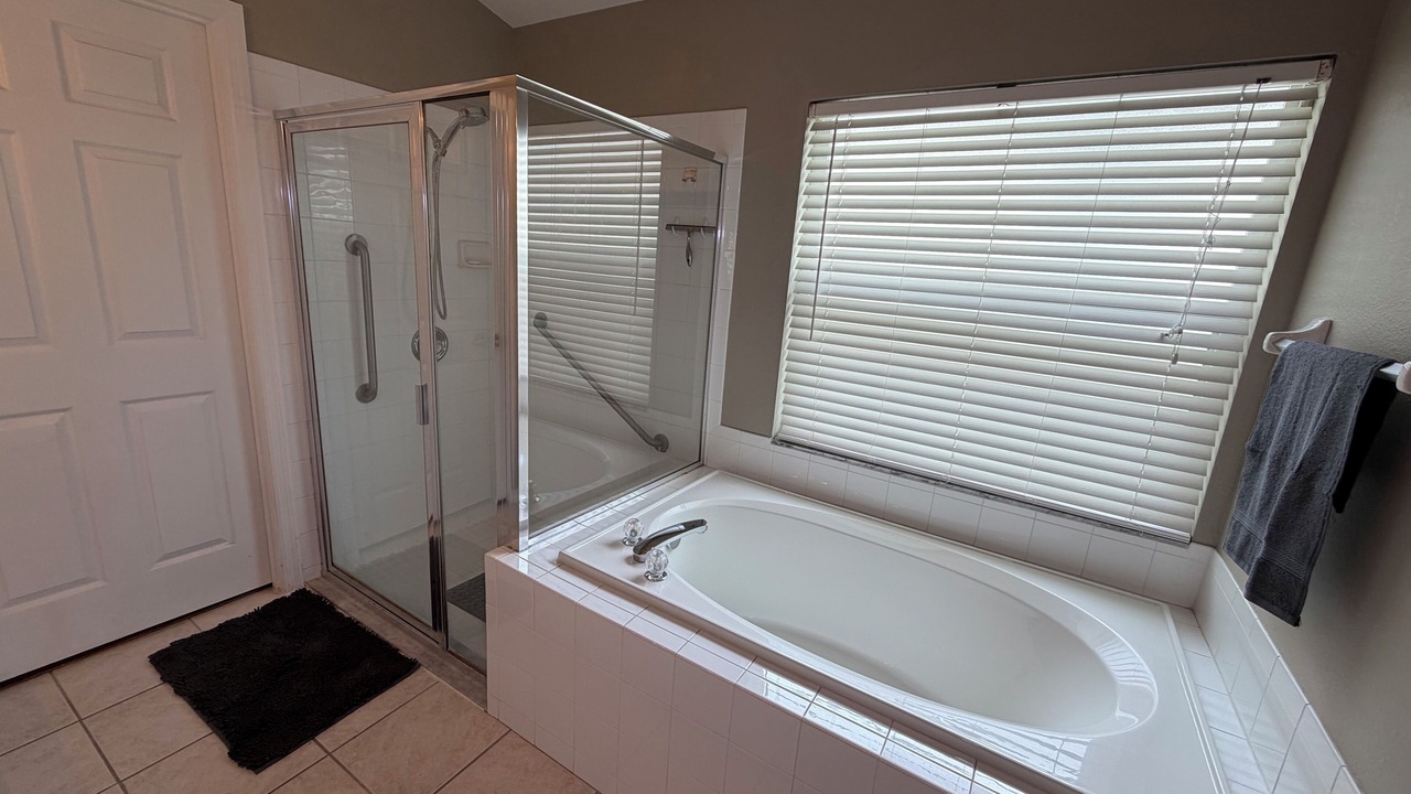 Photo of Bathroom in Lake Bernadette
