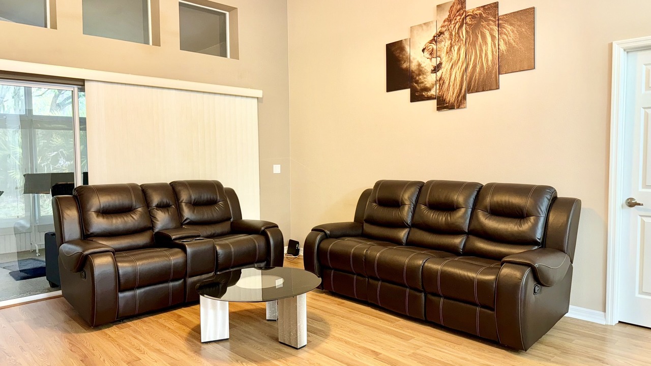 Photo of Livingroom in Lake Bernadette