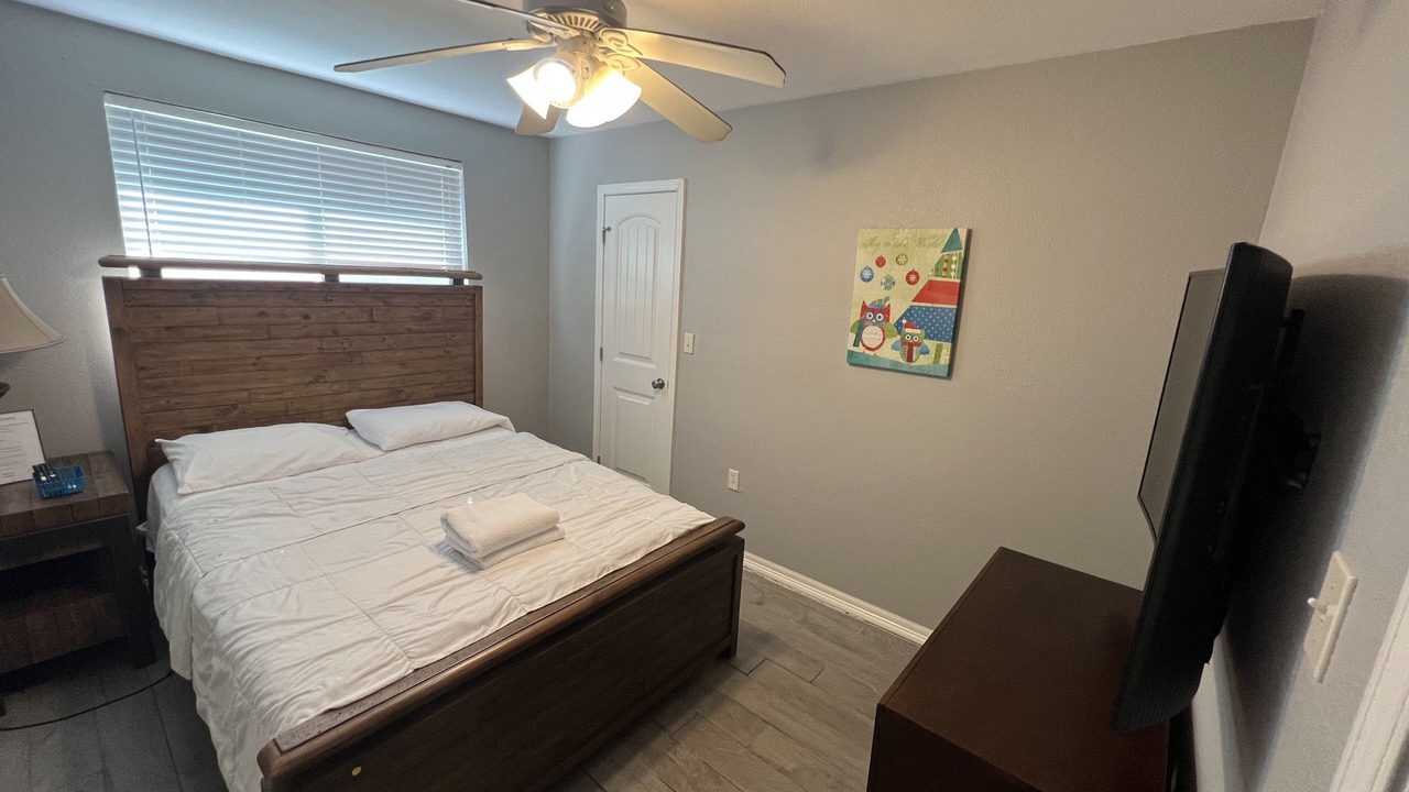 Photo of Bedroom in Southbelt/Ellington