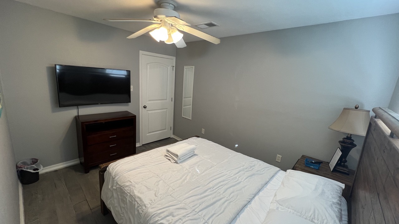 Photo of Bedroom in Southbelt/Ellington