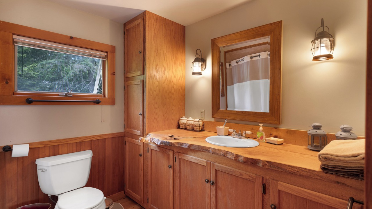 Photo of Bathroom in Monterey