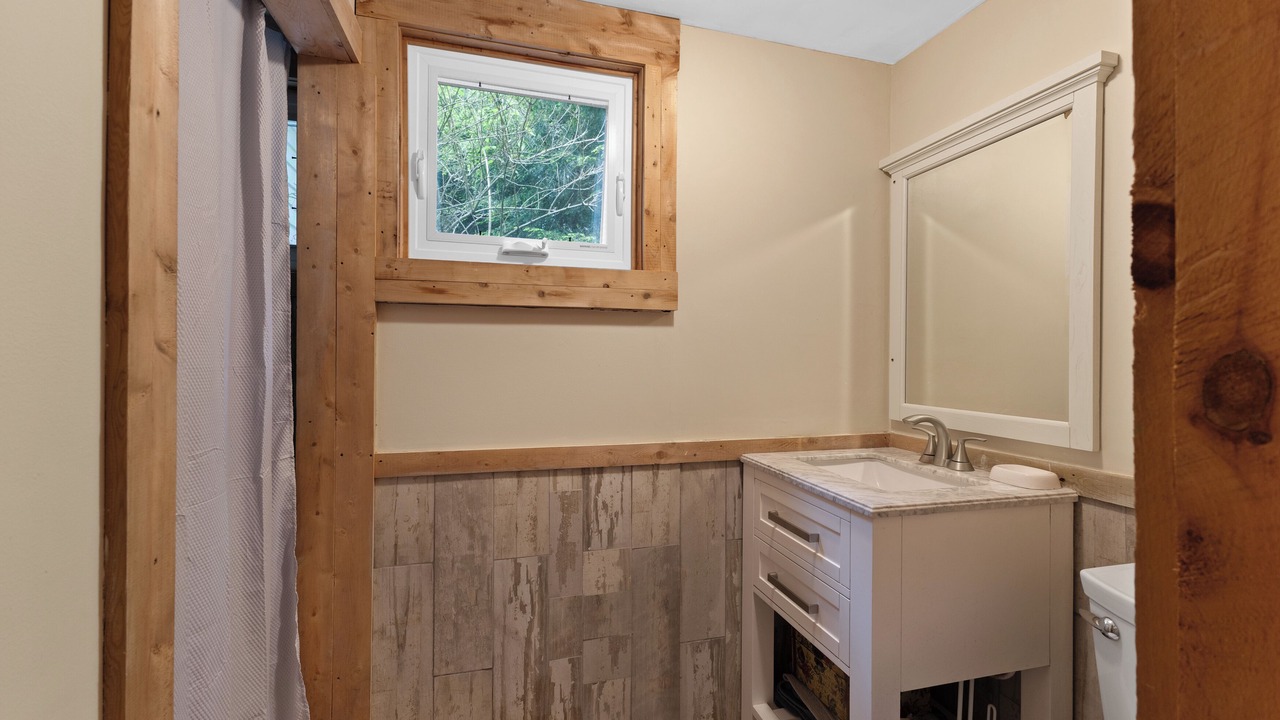 Photo of Bathroom in Monterey