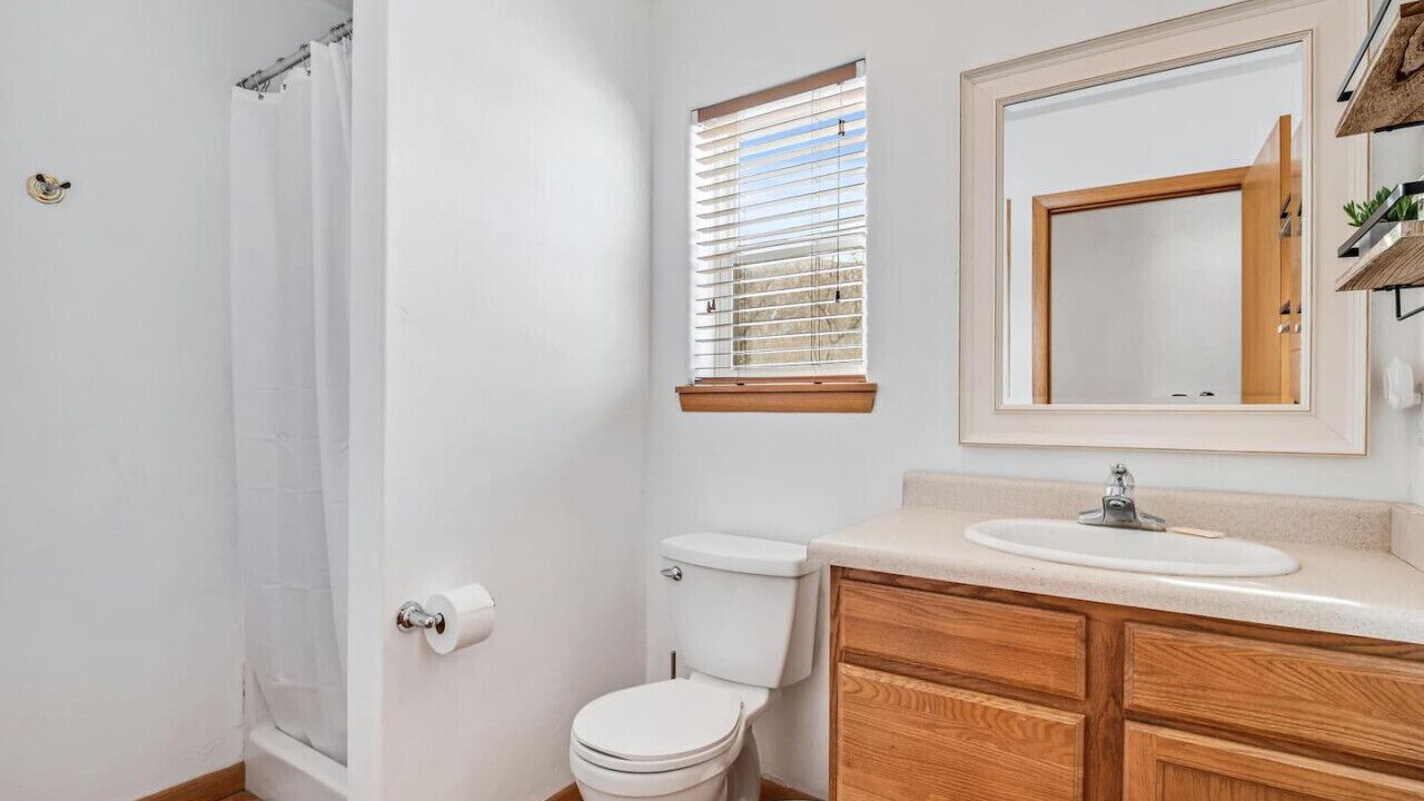 Photo of Bathroom in Basalt