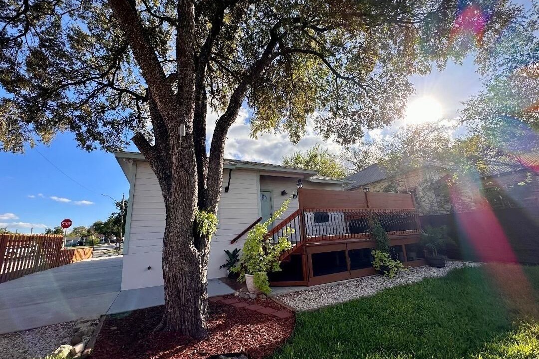 Photo of Outdoor in Northwest Los Angeles Heights