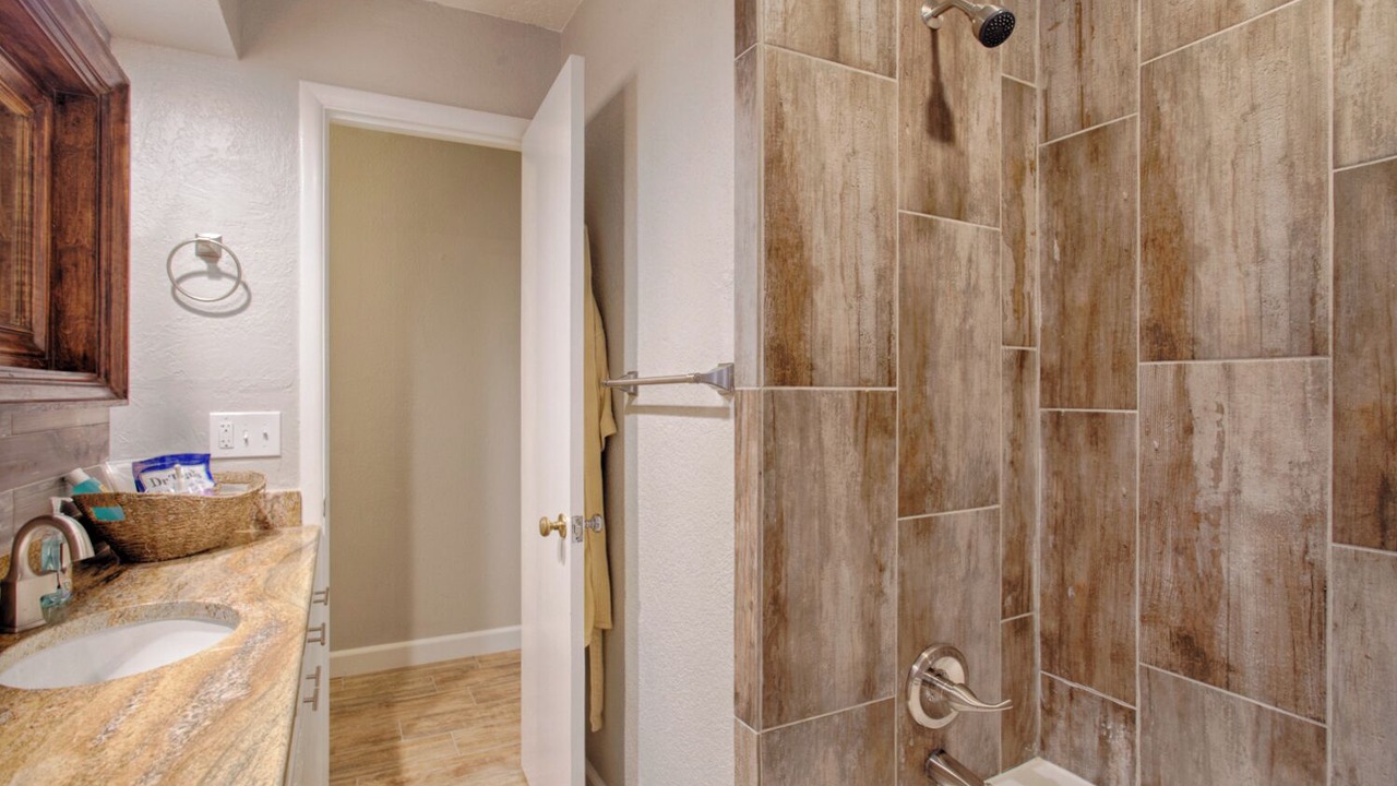 Photo of Bathroom in Norman
