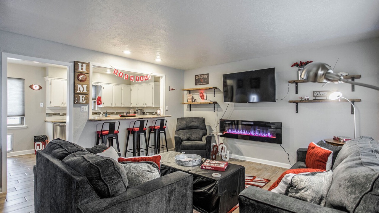 Photo of Livingroom in Norman