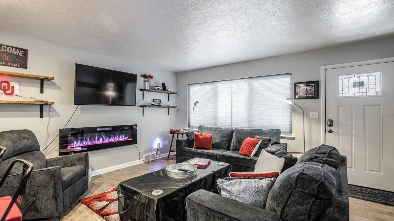 Photo of Livingroom in Norman