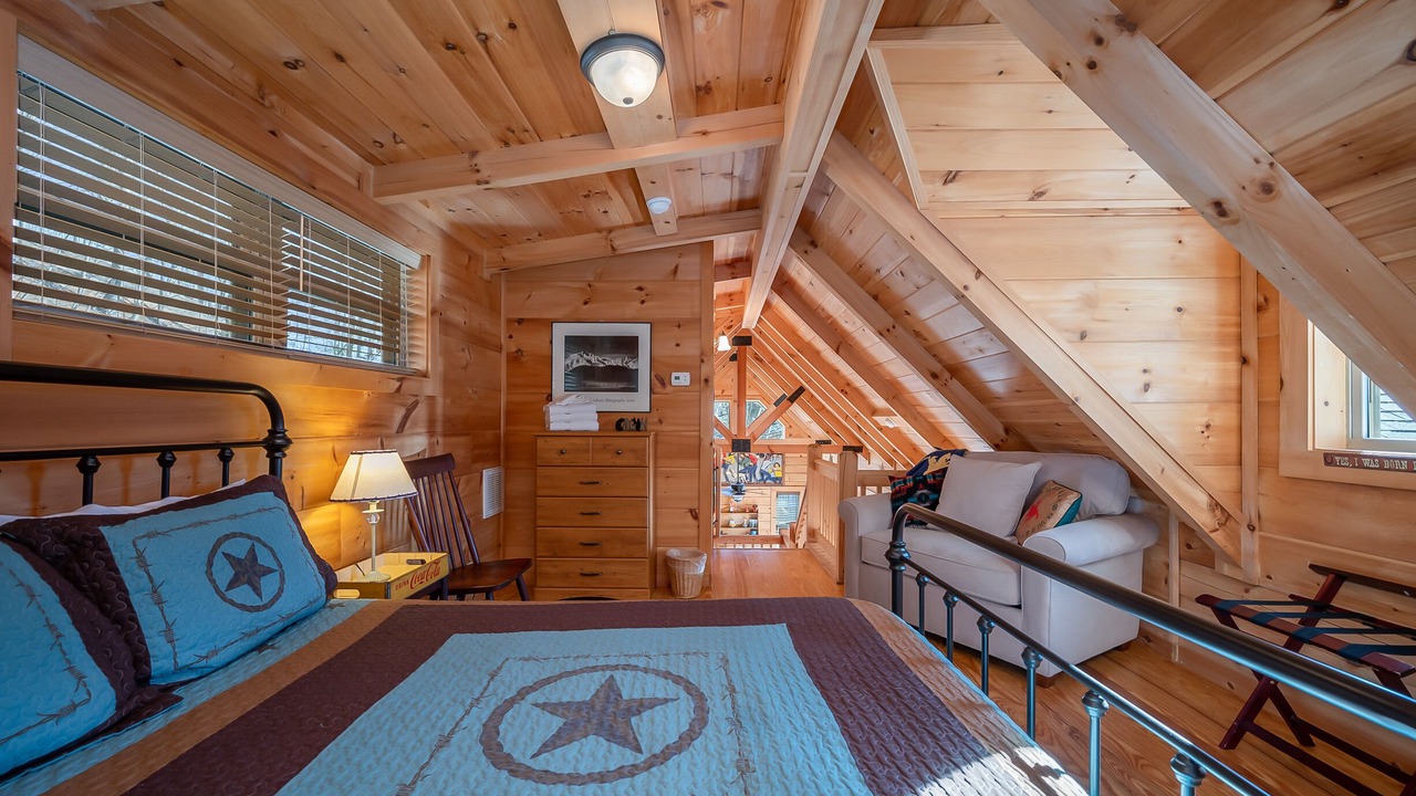 Photo of Bedroom in Lake Lure