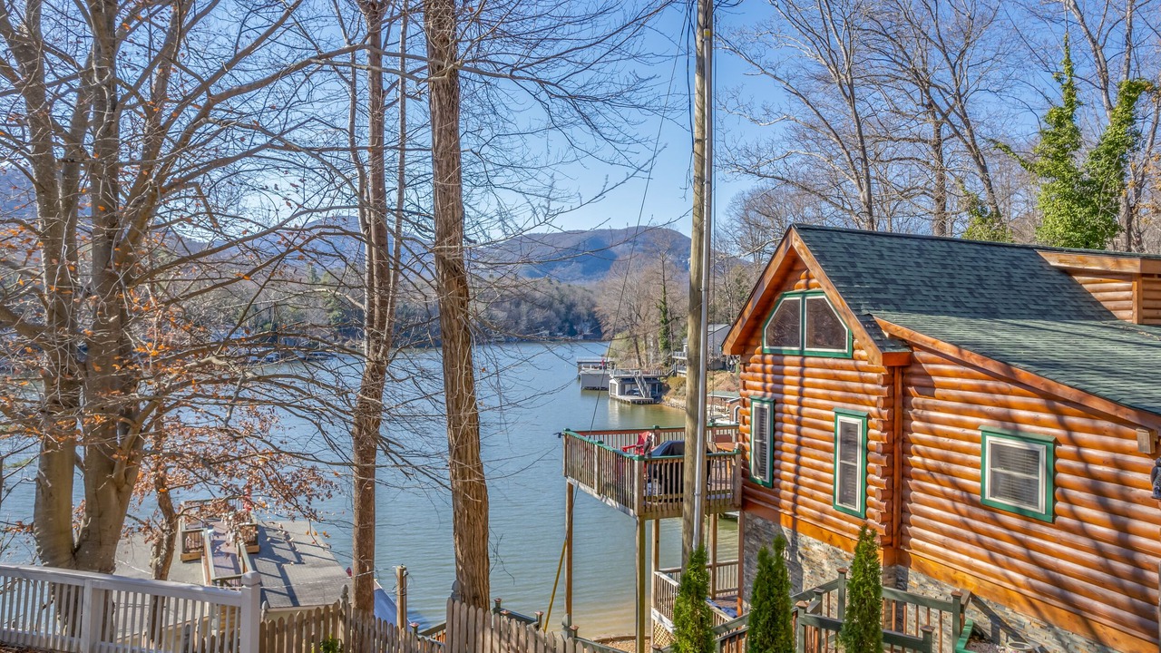 Photo of Outdoor in Lake Lure