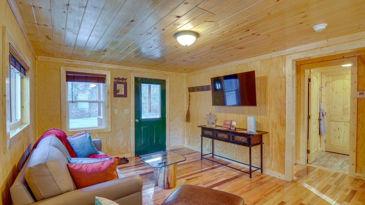Photo of Bedroom in Beattyville