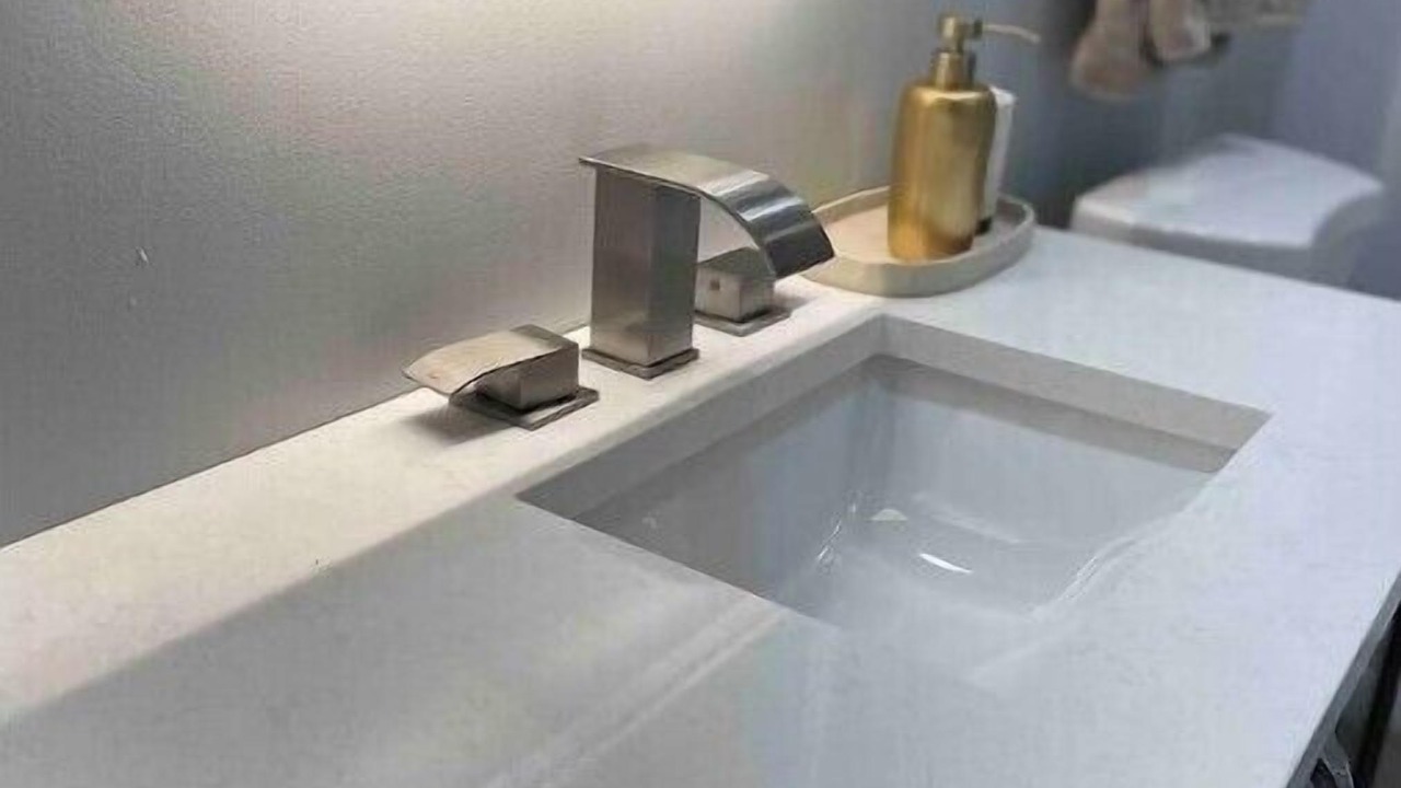 Photo of Bathroom in Oak Lawn